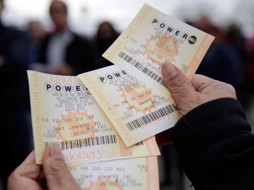 Powerball lottery jackpot soars to $1.3 billion in world record