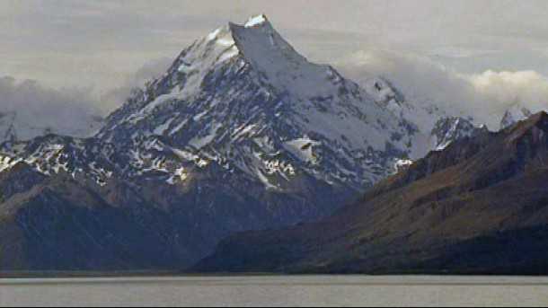 Mount Silberhorn: 2 Vacationing Australian Climbers Die in Fall From New Zealand Mountain