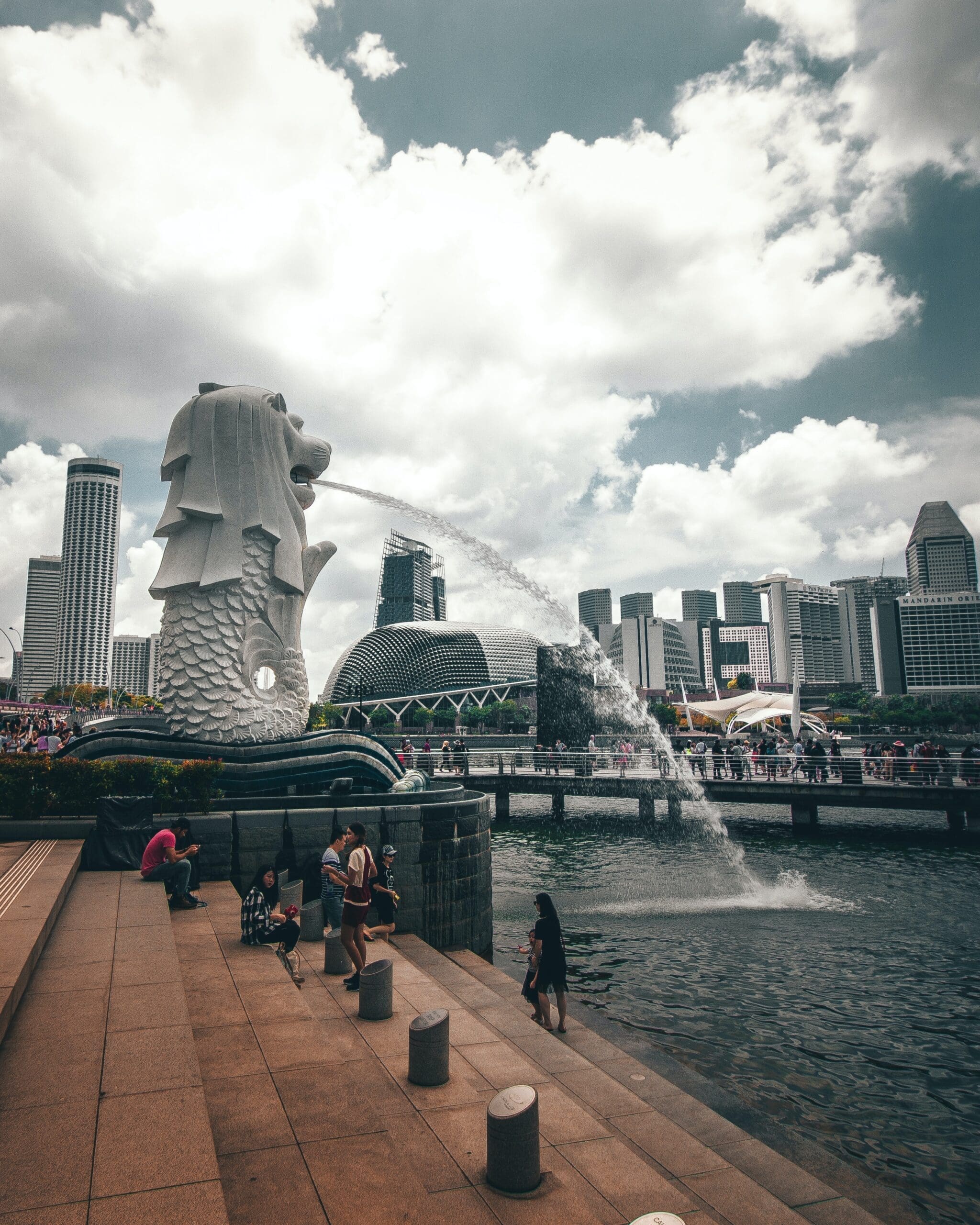 Moving to Singapore: Essential Living Costs & Relocation Tips